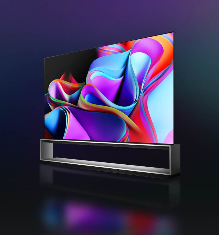 Un video se abre con las palabras LG OLED evo contra un fondo negro. Las palabras se agrandan y se llenan de color. Luego, la escena cambia a LG OLED C3, mostrando una colorida obra de arte abstracta con una barra de sonido contra un fondo blanco. El fondo blanco se convierte en una pared en una habitación a la que se conecta el televisor.