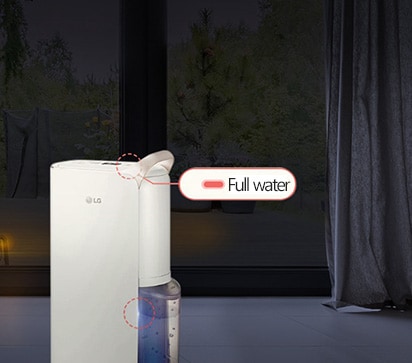 During the night, the full water tank lights up, so you can see the product clearly.