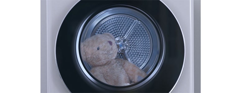 dry teddybear and reduces 99.9% of bacteria and live dust mites with Allergy Care