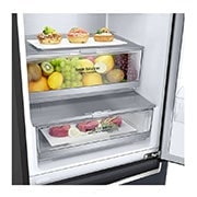 LG Lodówko-zamrażarka LG | Ciemny grafit | 2.03 m | 384 L | Klasa C | DoorCooling+ | LINEARCooling | Total No Frost | Składana półka | Półka na wino | GBB92MCACP1, GBB92MCACP1