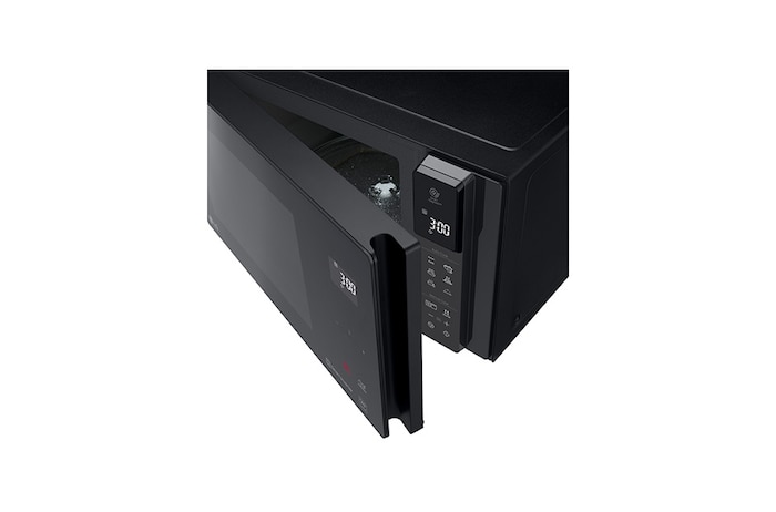 LG 25 Liter | Grill NeoChef Microwave Oven |Smart Diagnosis and Inverter  | Display is Arabic Only, MH6595DIS