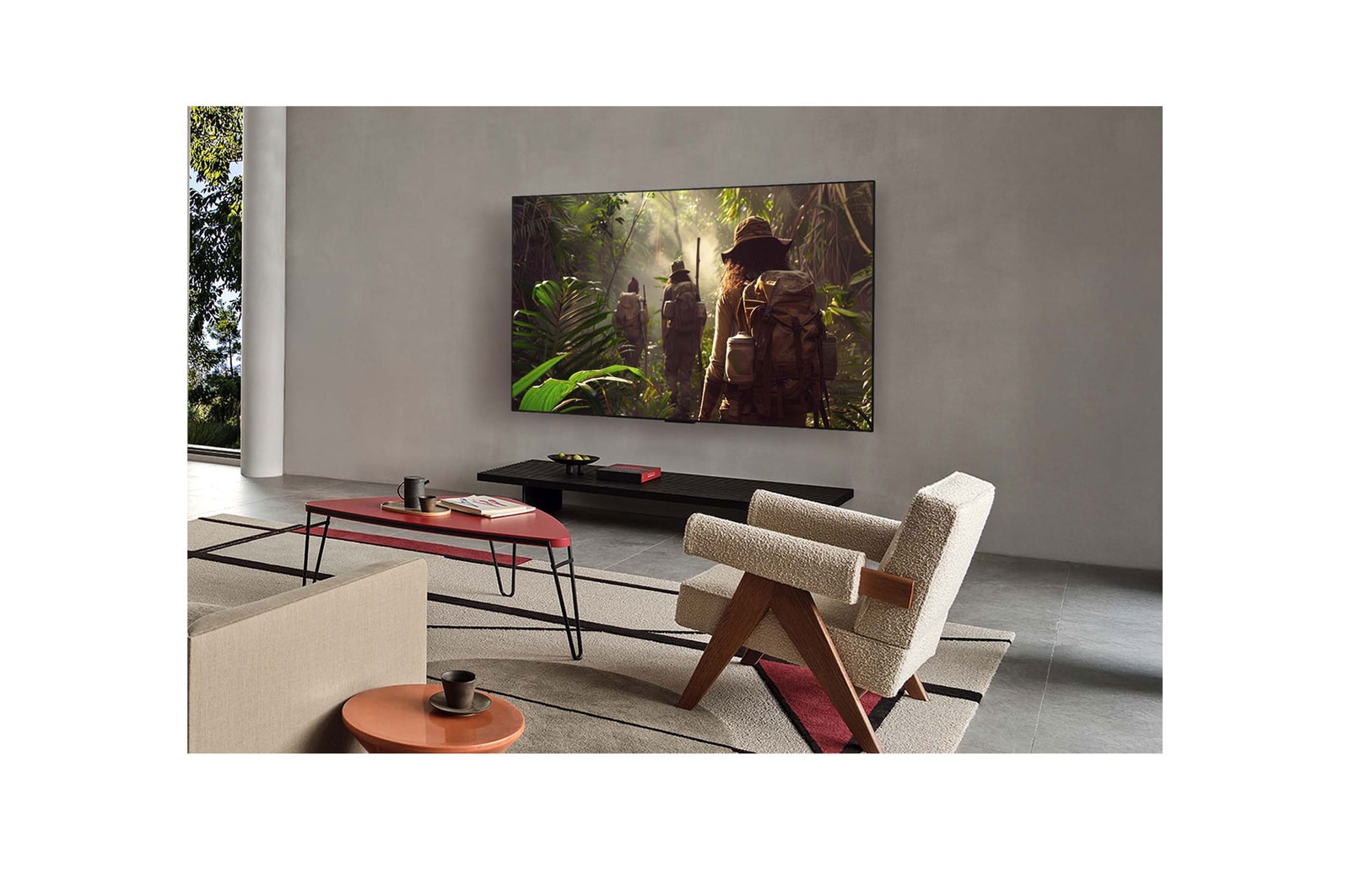 LG AI Magic Remote med AI-knappen markerad. Runt den visas de olika funktionerna som en användare kan komma åt från knappen. AI Voice ID, AI Search, AI Chatbot, AI Concierge, AI Picture Wizard, AI Sound Wizard. Texten förklarar att LG AI Magic Remote kompletterar din AI-upplevelse med en dedikerad AI-knapp och kan användas som en virtuell mus. Peka och klicka.