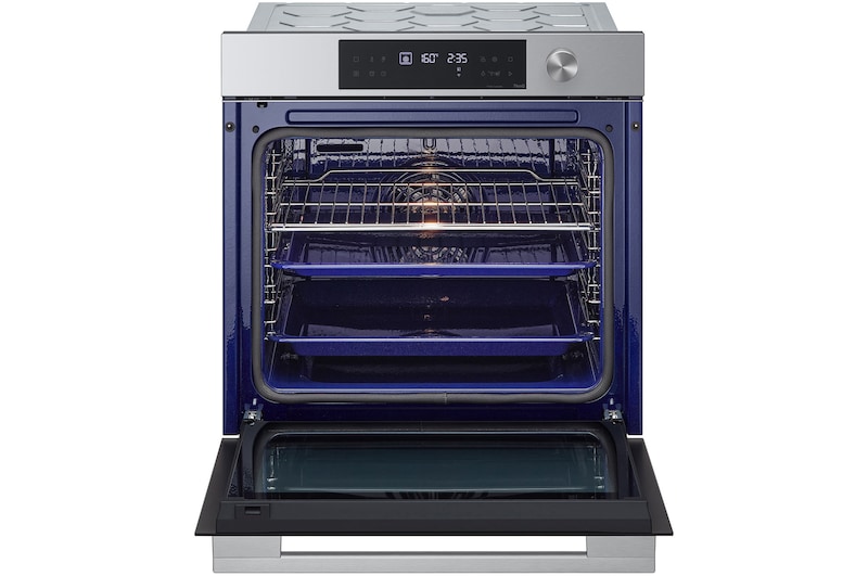 76L A+, Inbyggnadsugn i rostfritt stål med Instaview, rengöringssystemet Blue EasyClean samt teleskopskenor