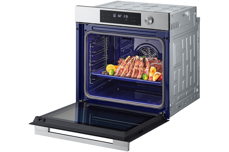 76L A+, Inbyggnadsugn i rostfritt stål med Instaview, rengöringssystemet Blue EasyClean samt teleskopskenor