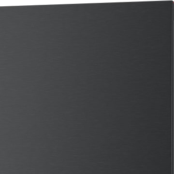 Färgkarta för Essence Matte Black färgen.