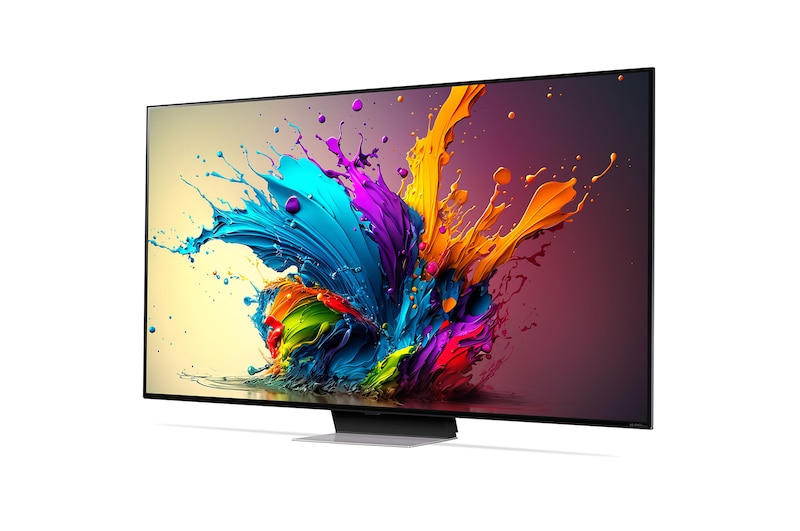 LG QNED MiniLED TV, QNED90, lätt vinklad åt vänster