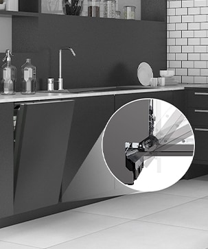 Köksinredning med delvis öppnad diskmaskin och illustration av hur sliding door