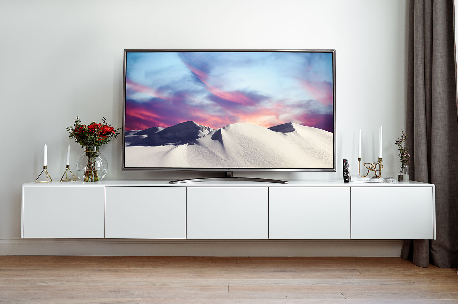 LG Ultra HD 4K TV - 86”, 86UM7600PLB