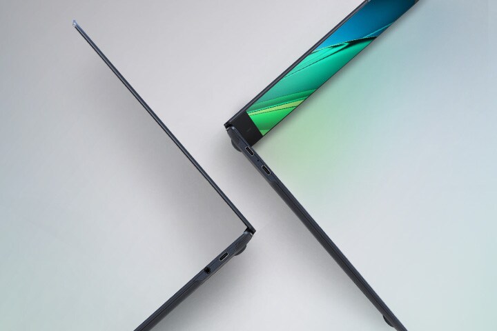 ultra-slim body and ultra-light weight.