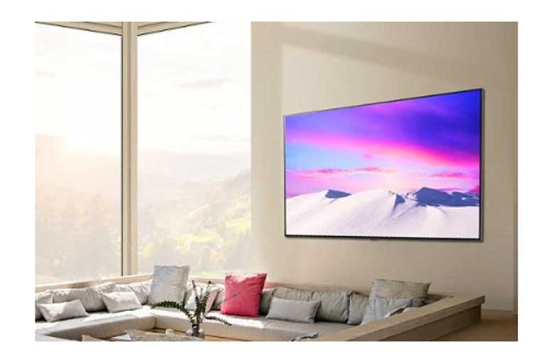 LG NanoCell 4K Smart TV รุ่น 65NANO91TPA ในห้องนั่งเล่น