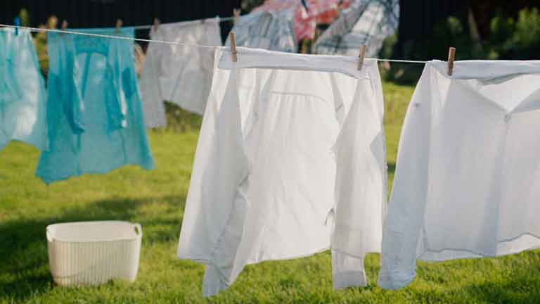 ตากผ้าไม่แห้ง