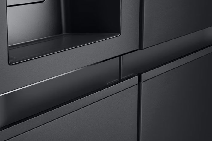 A side view of the refrigerator to emphasize the sleekness of the pocket handle design.