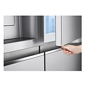 LG 635L American Style Fridge Freezer Stainless Steel Water & Ice Dispenser, GSJV90BSAE