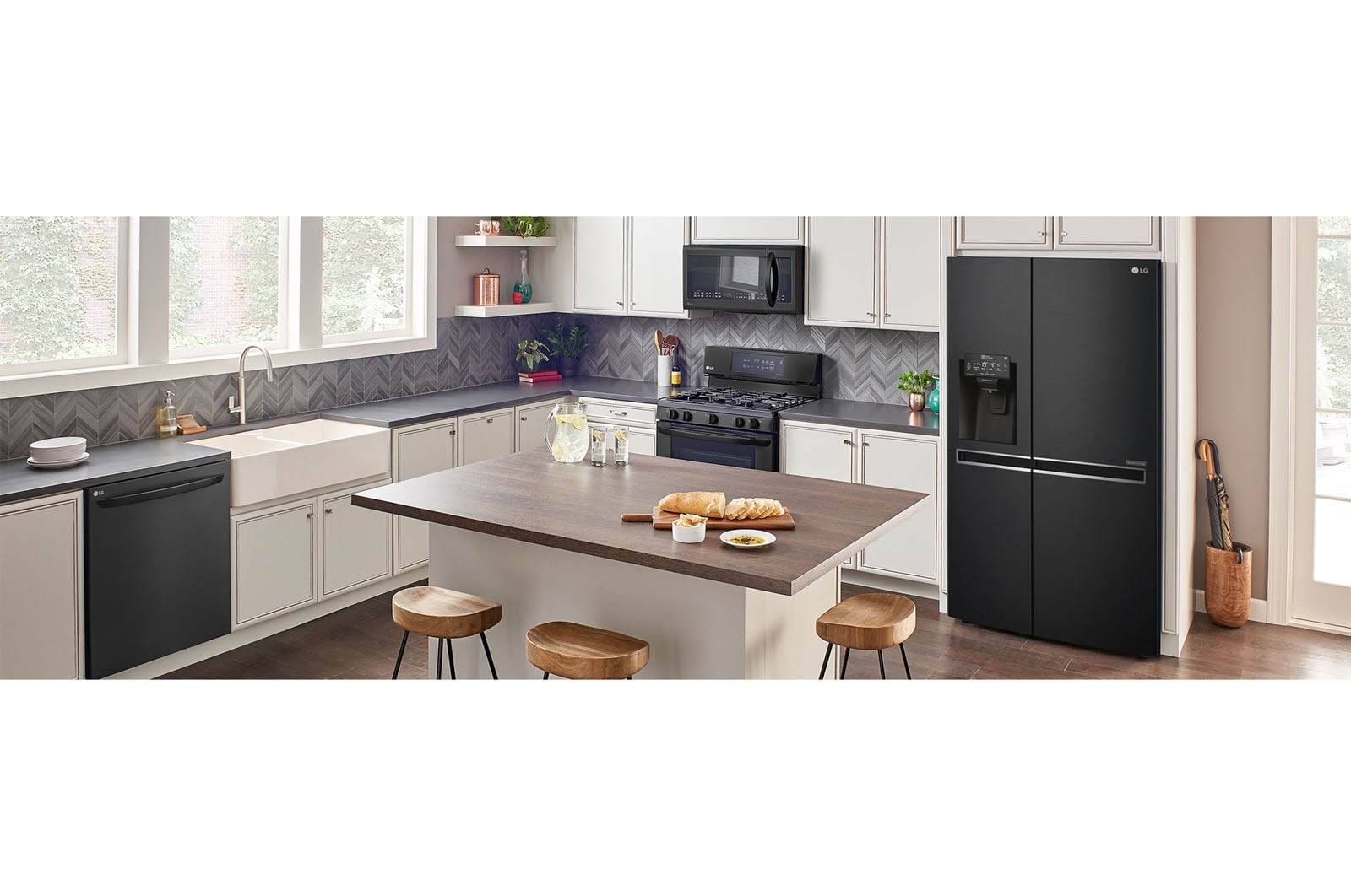 LG DoorCooling+™ GSL761MCKV American style Fridge Freezer, 625L,  Matte Black - F, GSL761MCKV