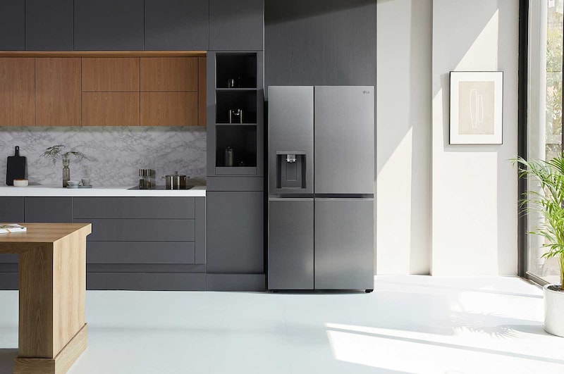 LG 635L American Style Fridge Freezer Water & Ice Dispenser, Shiny Steel, GSLV91PZAE