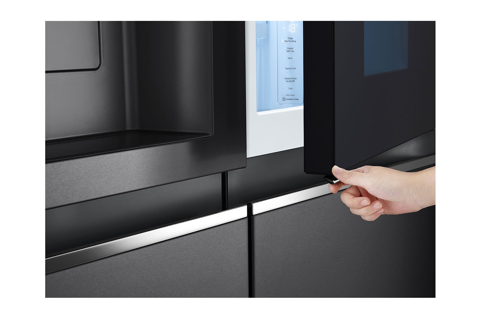 LG 635L InstaView™ American Style Fridge Freezer Matte Black Total No Frost, GSXV90MCAE