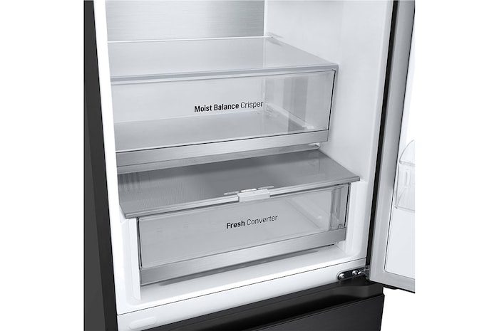 bottom shelf perspective view without food