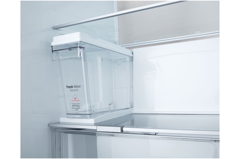 detailed view of water tank