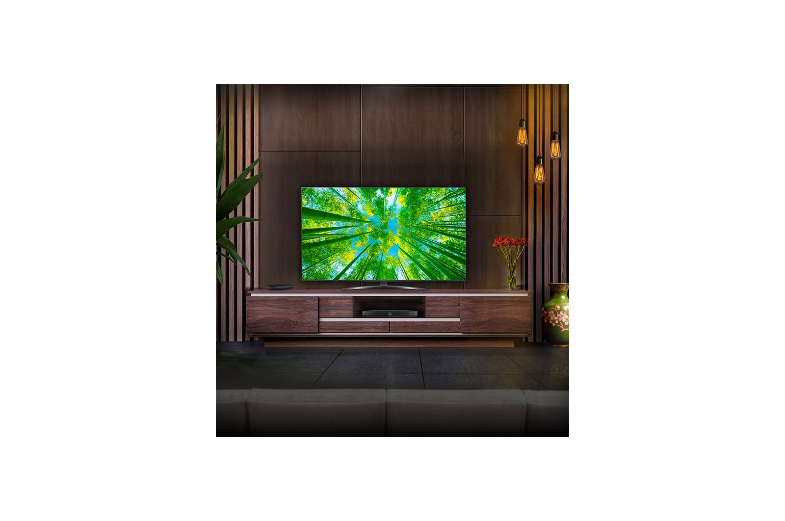 LG LED UQ81 55 inch 4K Smart TV 2022, 55UQ81006LB