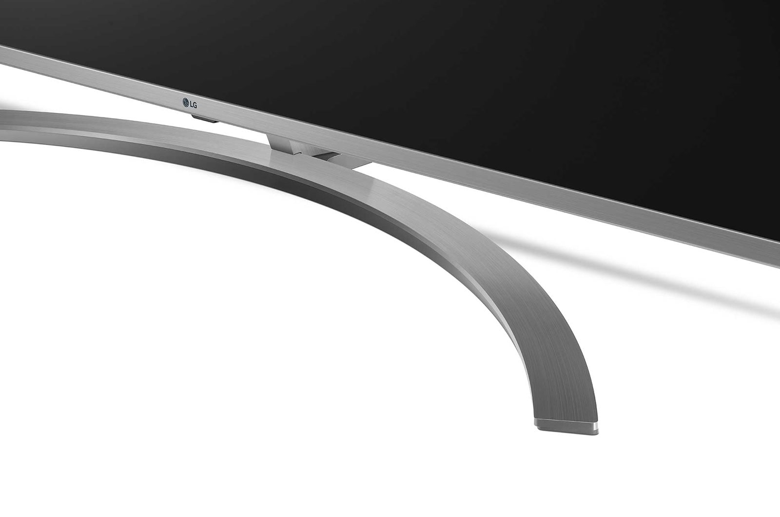 LG 82" LG ULTRA HD 4K TV, 82UM7600PLB