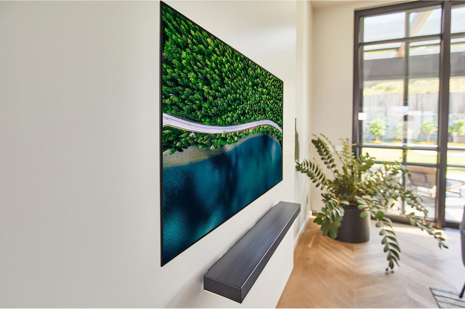 LG WX 65 inch 4K Smart OLED TV, OLED65WX9LA