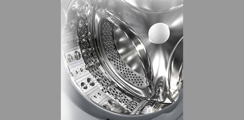 The inside image of the washing machine where the Stainless Lifter can be seen.