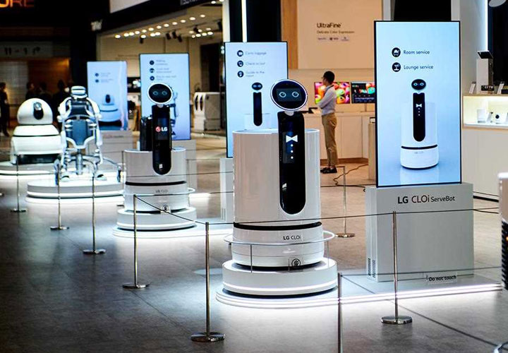 IFA 2018: CLOi ServeBot, displayed at LG's AI-focused exhibition
