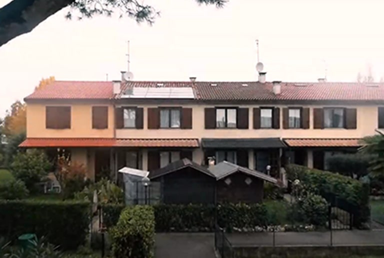Hình thu nhỏ video thể hiện biệt thự ở Ý.
