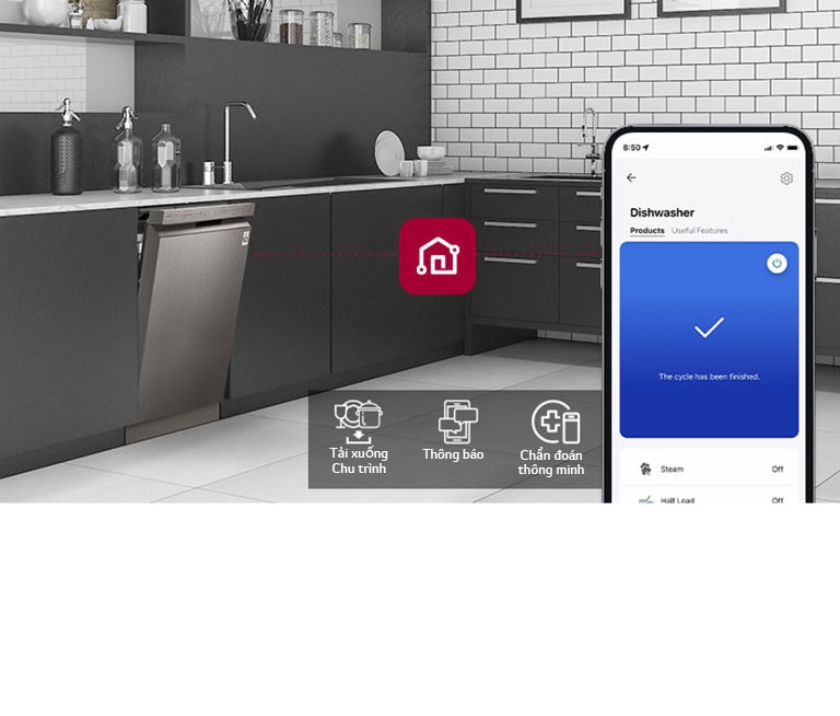 Điện thoại thông minh hiển thị LG ThinQ™ trong nhà bếp cùng với 3 tính năng ứng dụng: Tải xuống Chu trình, Thông báo và Chẩn đoán thông minh.