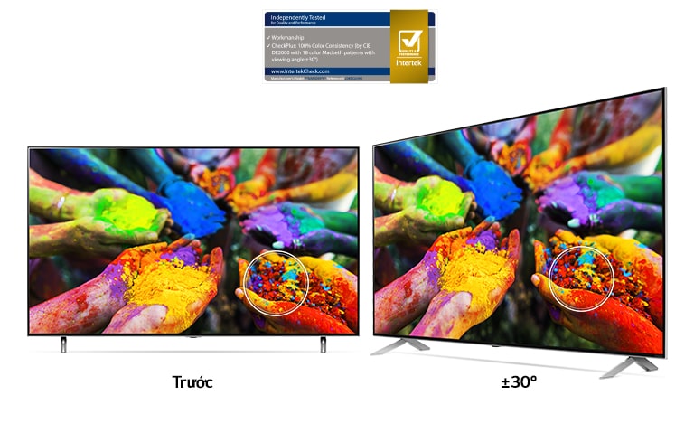 Hai TV LG NanoCell đặt cạnh nhau hiển thị hình ảnh bàn tay cầm các hạt nhiều màu nhìn từ phía trước và góc nhìn lệch. Hình ảnh luôn nhất quán và chính xác từ cả hai góc nhìn.