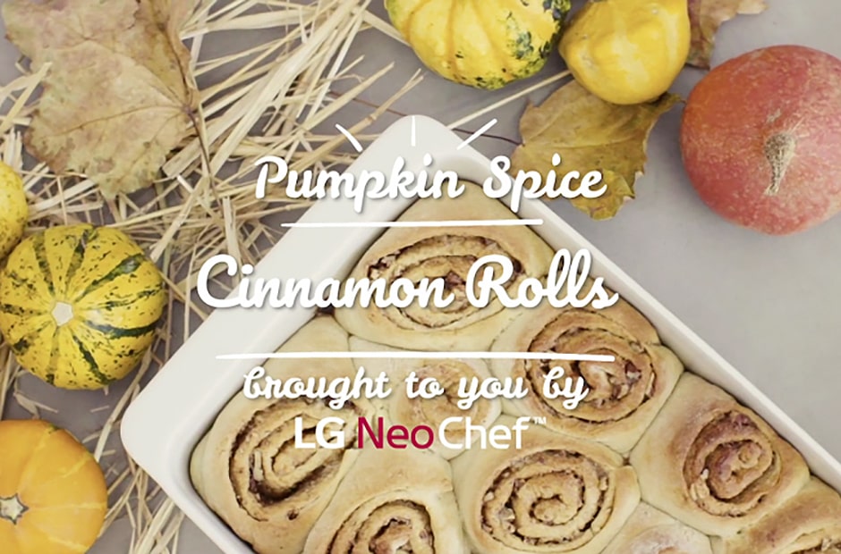 Pumpkin Spice Cinnamon Roll