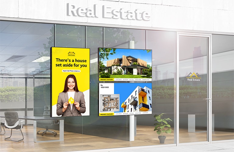 Im Vollglas-Schaufenster eines Immobilienbüros sind „High Brightness Window Facing Displays“ (für Schaufenster geeignete Displays mit großer Helligkeit) vertikal und horizontal nach außen gerichtet eingebaut, und dank der großen Helligkeit der Displays sind die Anzeigen auf dem internen Display auch von außen bei starkem Sonnenlicht gut ablesbar.