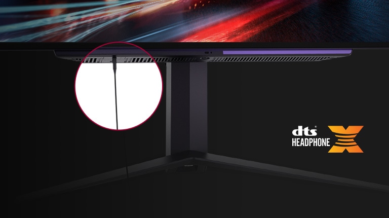 4-pole Headphone out.