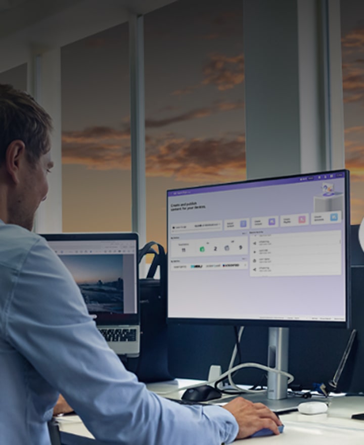 LG Software & Services platform enabling efficient content management, digital signage control and streamlined operations. LG business solutions for retail, office and enterprise environments, supported by 24/7 assistance.