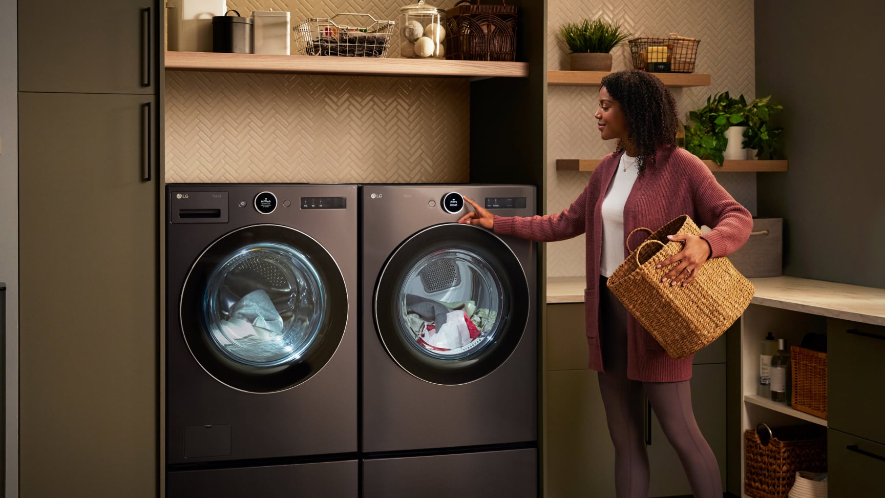 LG WashTower™ Innovation for you & the whole family