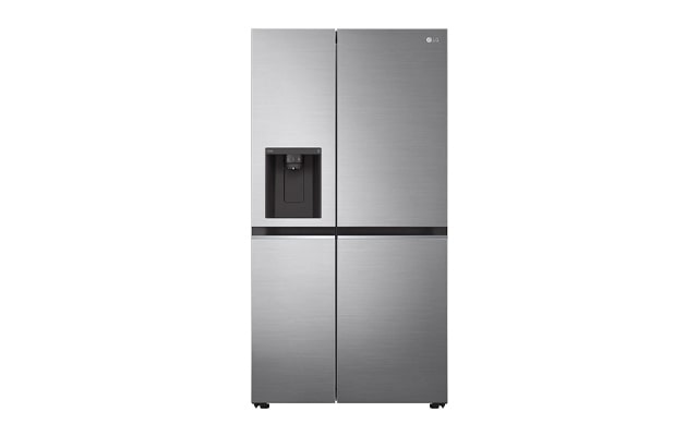 Front view of a LG NatureFRESH™ American fridge freezer in shiny steel.