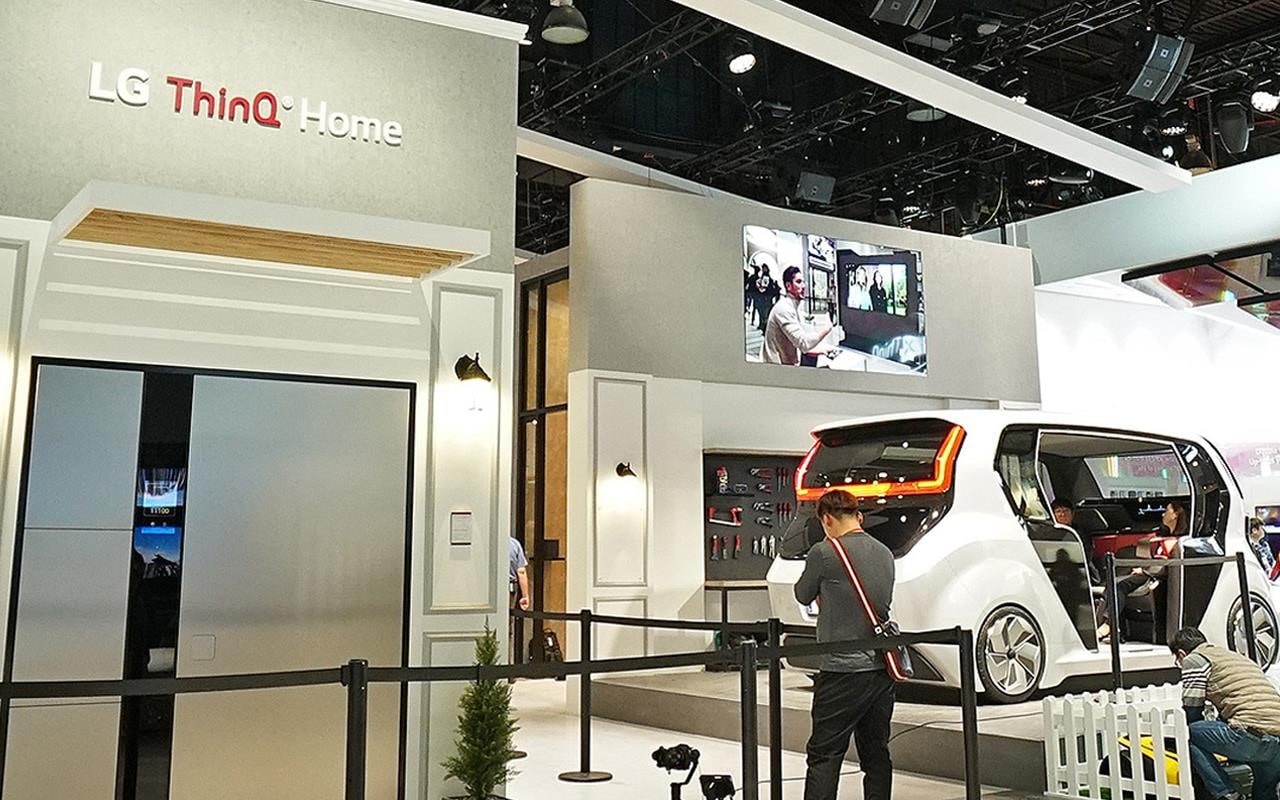 LG's ThinQ zone was once again a hit at CES 2020, with a number of new products on show including the electric car | More at LG MAGAZINE
