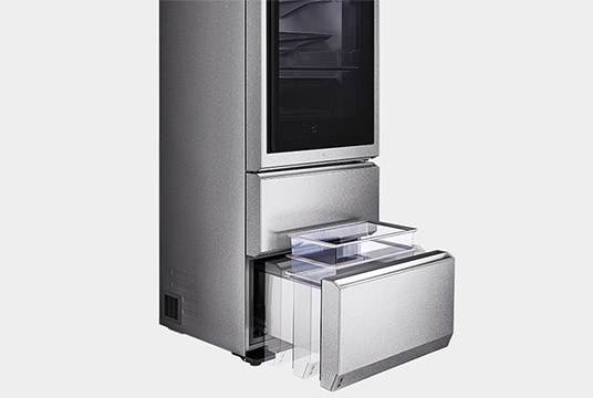 Close shot of LG SIGNATURE Bottom Freezer's auto lift drawer.