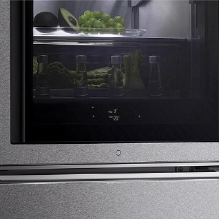 Close shot of LG SIGNATURE Bottom Freezer's LED glass touch display.