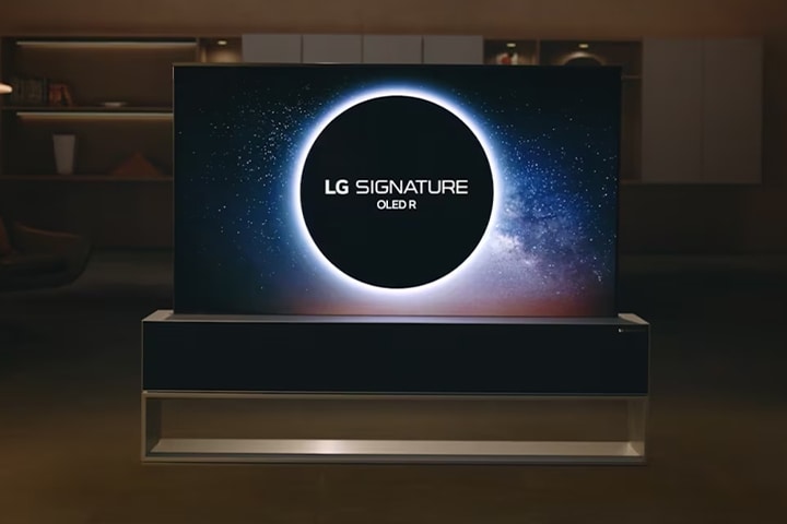 A video of LG SIGNATURE Rollable TV showing 3 view modes 