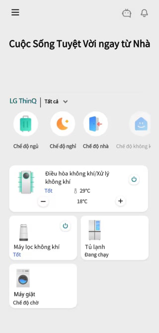 Ứng dụng LG ThinQ hiển thị màn hình chính với nhiều sản phẩm được kết nối với nó.