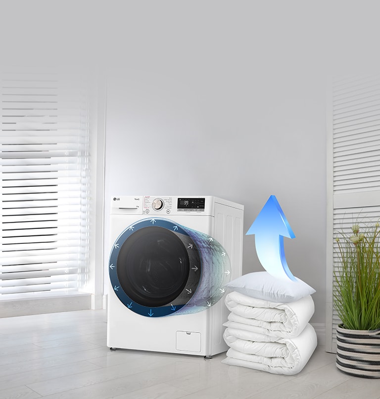 Cuscini e lenzuola accatastati di fianco alla lavatrice che diventano una freccia che va verso l'alto.