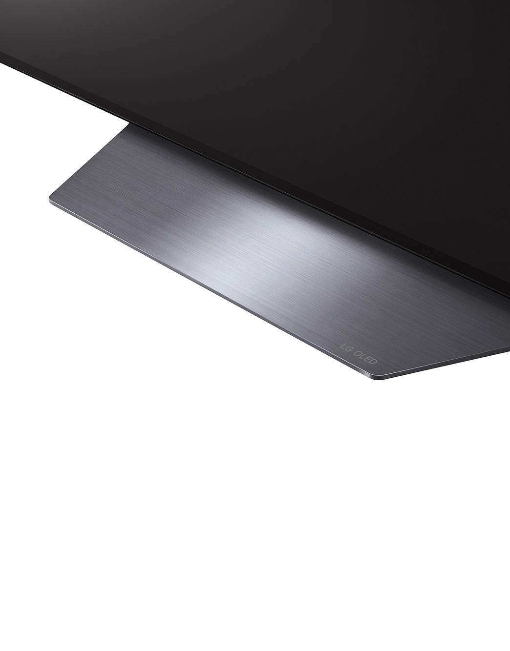 LG OLED Smart TV EVO CS4 4K | 55 pouces | Télécommande magique | AI Dolby Vision | webOS24 | 2024, Image en vue rapprochée du LG OLED evo TV, OLED CS4 à partir de la base, OLED55CS4VA