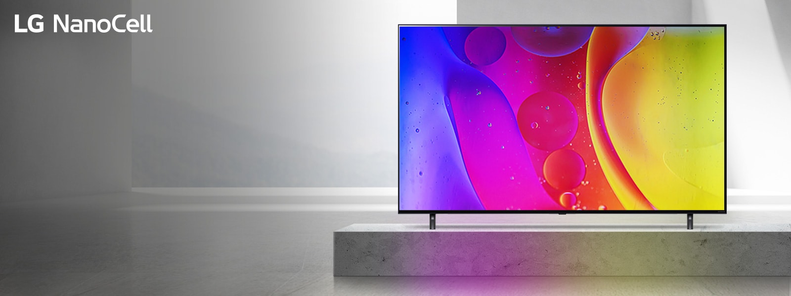 Imagen de LG NanoCell TV con colores psicodélicos y el mensaje Profundice su Inmersión con detalles ricos y colores vivos, todo en alta resolución en LG NanoCell TV