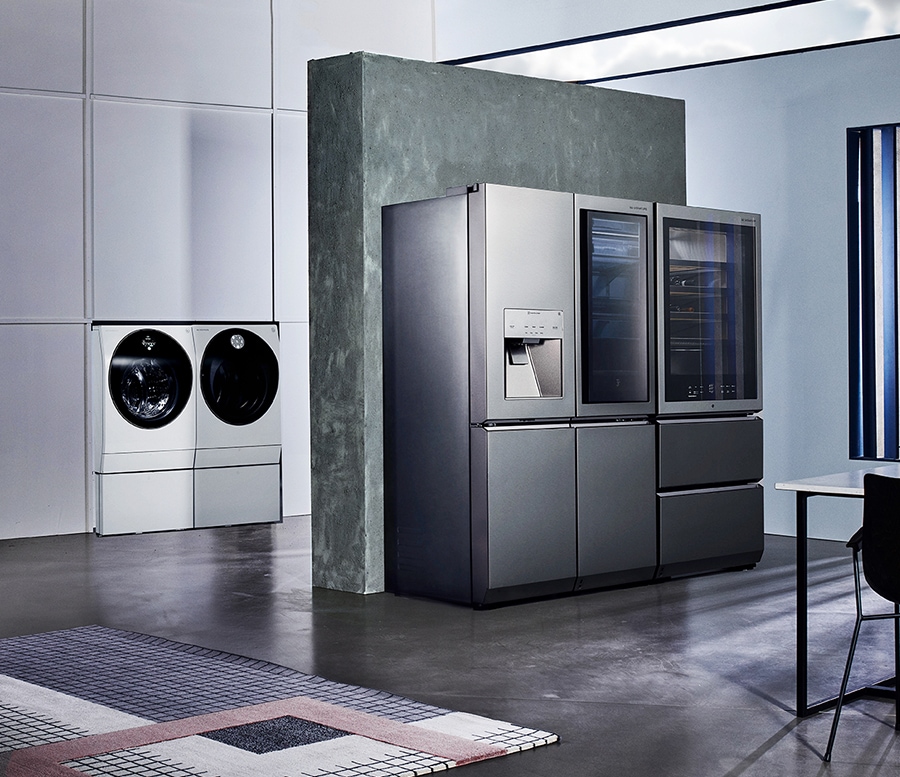 LG SIGNATURE products, Refrigerator, Washing Machines, are placed on kitchen and laundry