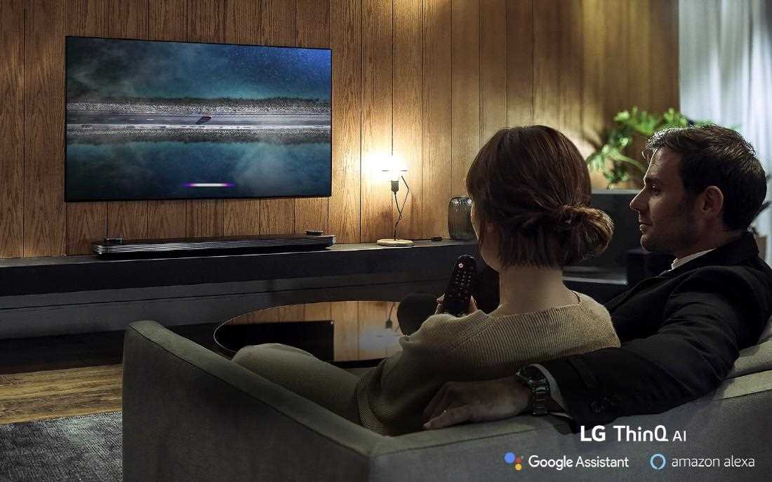 LG ThinQ AI TV_Lifestyle_01.jpg