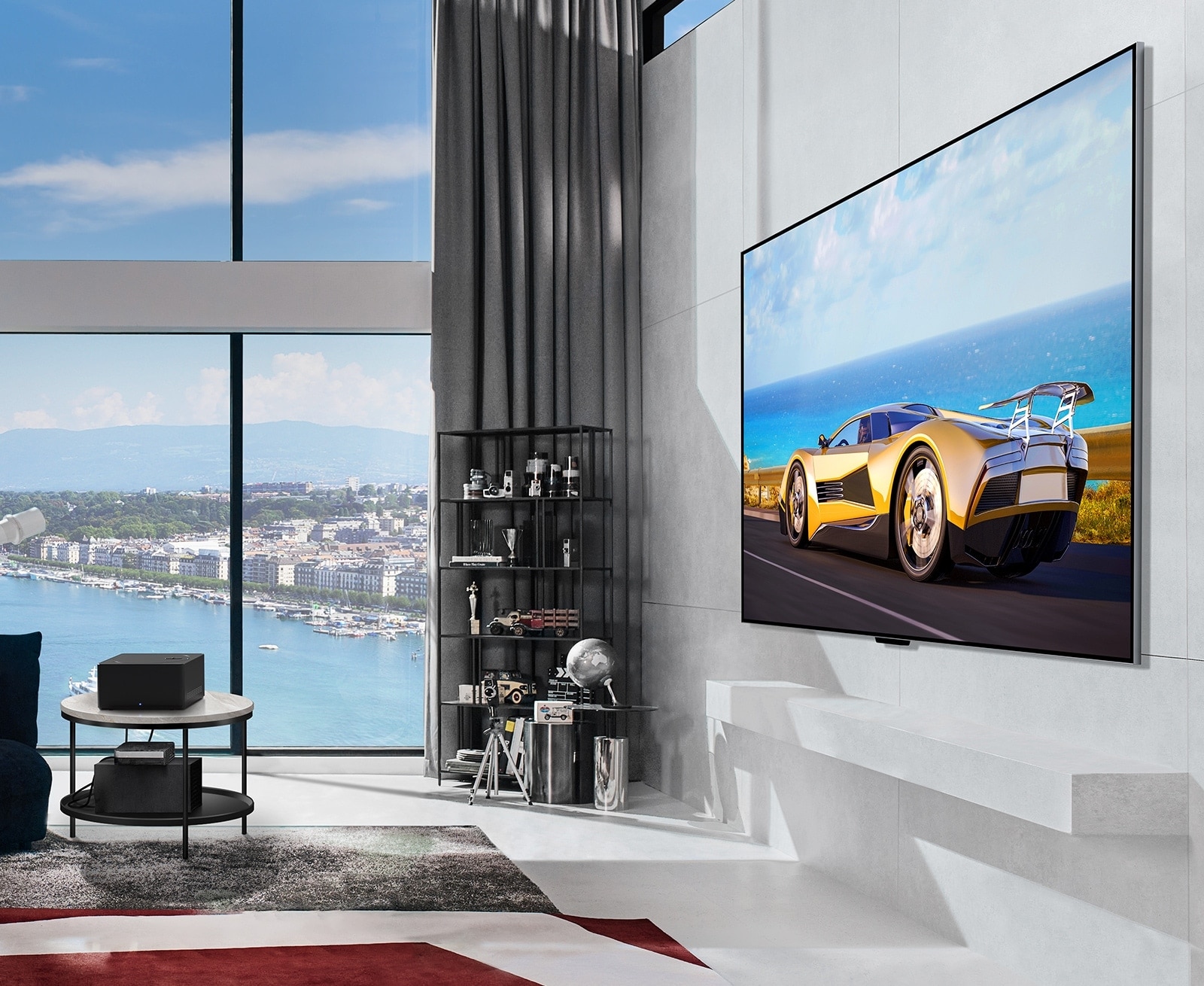 LG OLED evo M4 pritvirtinto prie sienos vaizdas kampu šviesiame šiuolaikiniame bute.