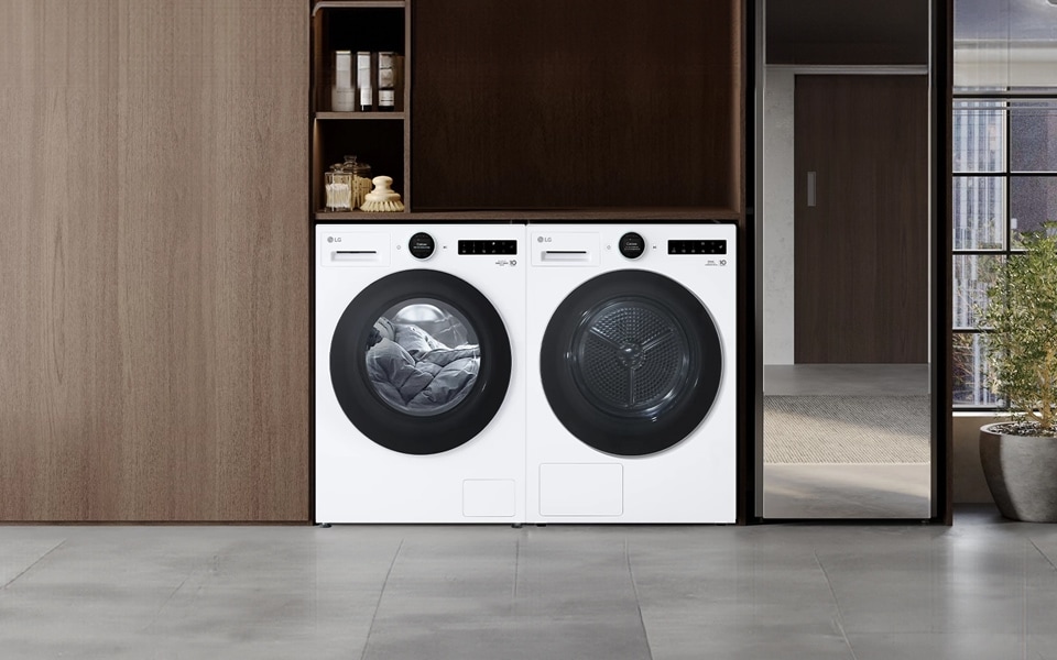 fw8-lg-experience-tech-hub-faster-smarter-washing-machines-plants-wash-dryer.jpg