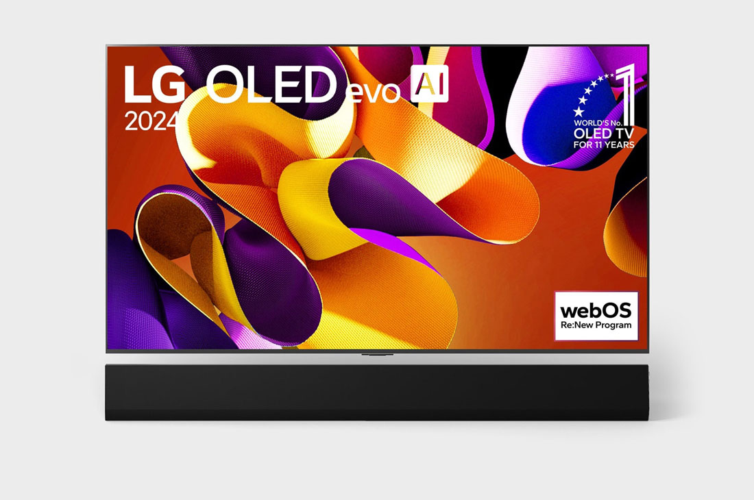 LG 97 collu LG OLED evo AI G4 4K viedtelevizors OLED97G4 WebOS24 2024, Priekšējais skats ar LG OLED evo AI TV, OLED G4, 11 gadu pasaules Nr. 1 OLED TV emblēma un webOS Re:New Program logotips ekrānā, kā arī Soundbar apakšā, OLED97G42LW