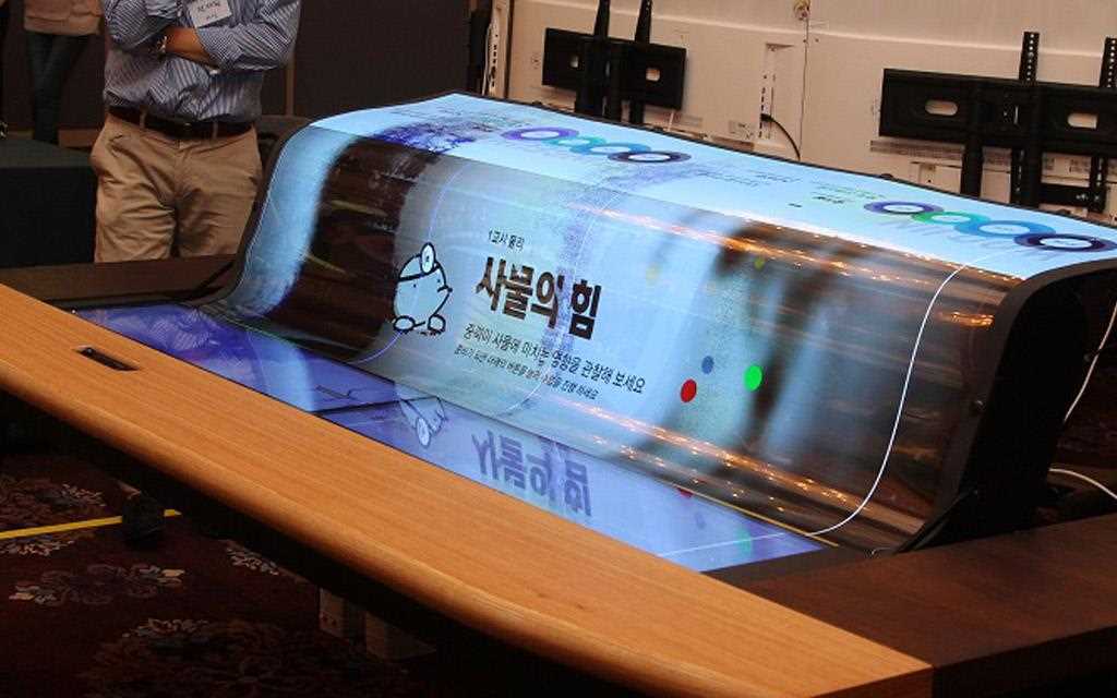 ar_lv-flexible-oled-display.jpg